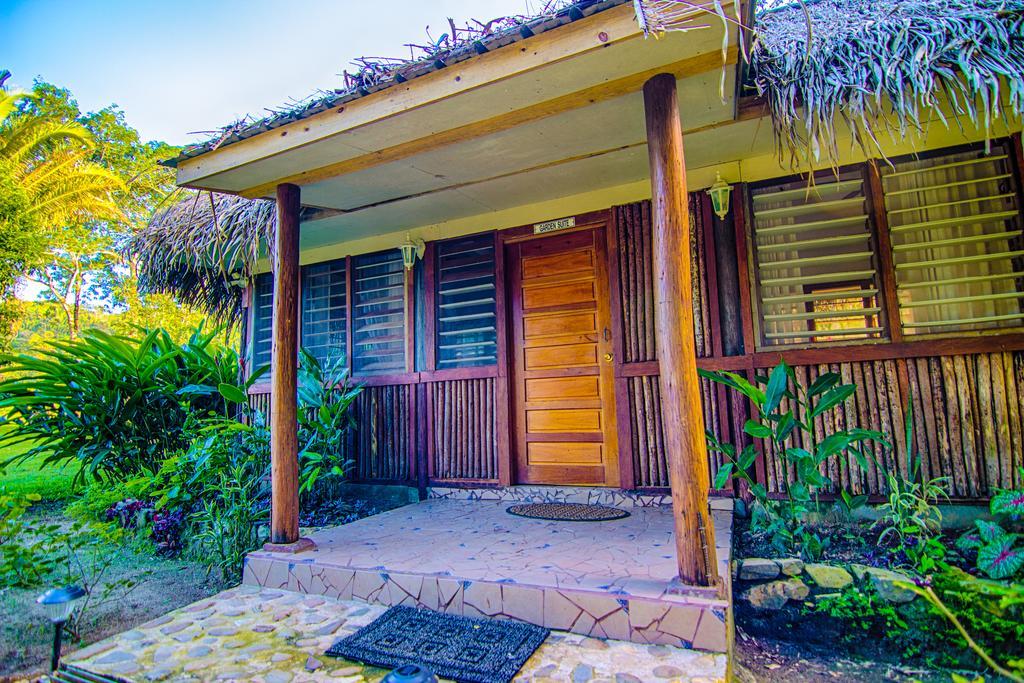 Bocawina Rainforest Resort Hopkins Kültér fotó