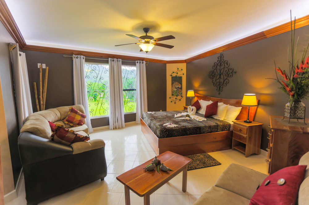 Bocawina Rainforest Resort Hopkins Kültér fotó