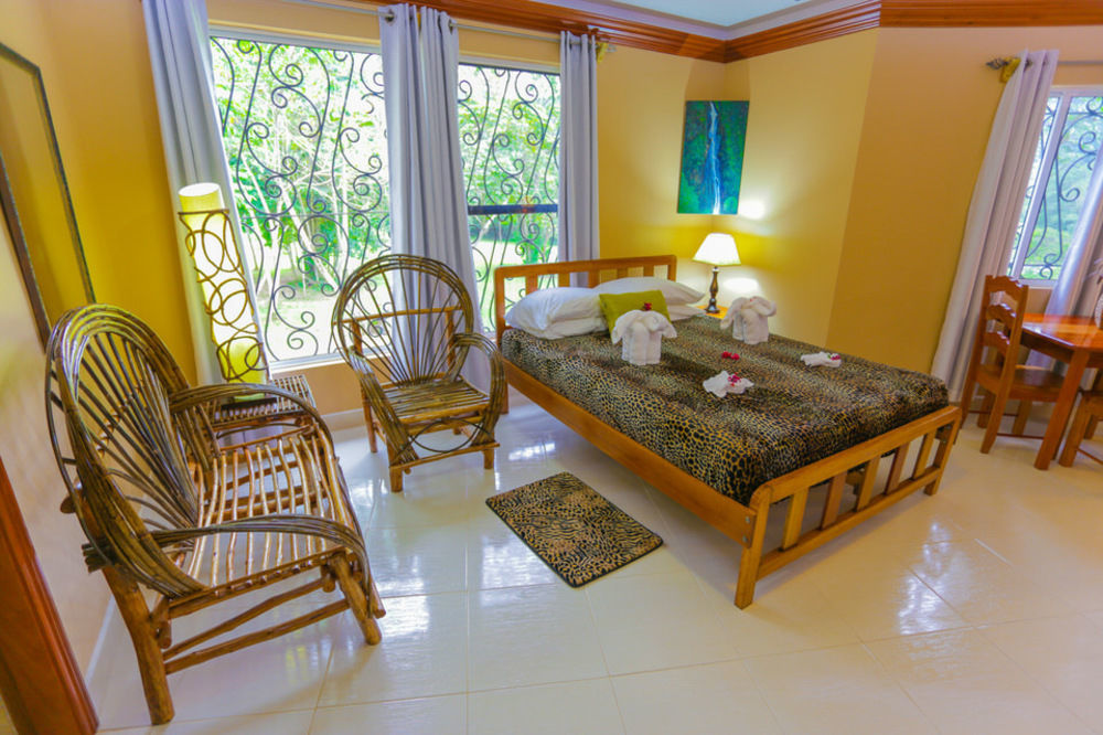 Bocawina Rainforest Resort Hopkins Kültér fotó